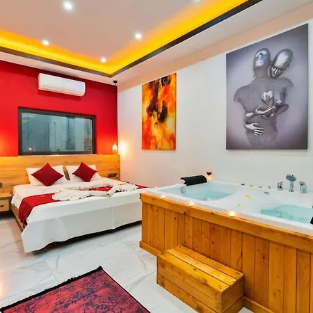Muhtesem Tatil Villasi Poyraz 2 *