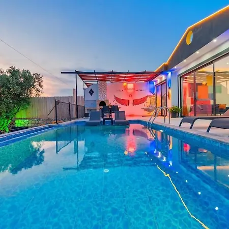 Villa Muhtesem Tatil Villasi Poyraz 2 *