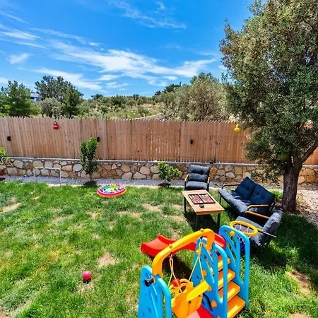 Villa Muhtesem Tatil Villasi Poyraz 2 *