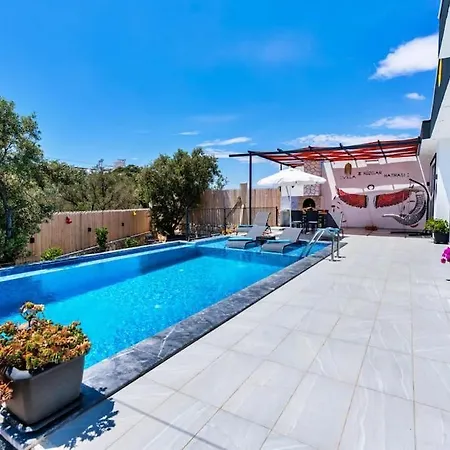 Muhtesem Tatil Villasi Poyraz 2